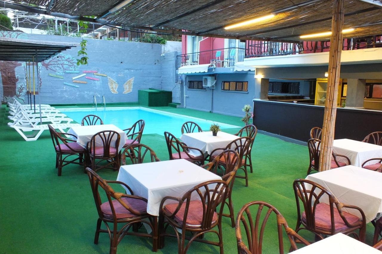 Avalon Hotel