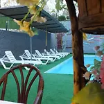Avalon Otel