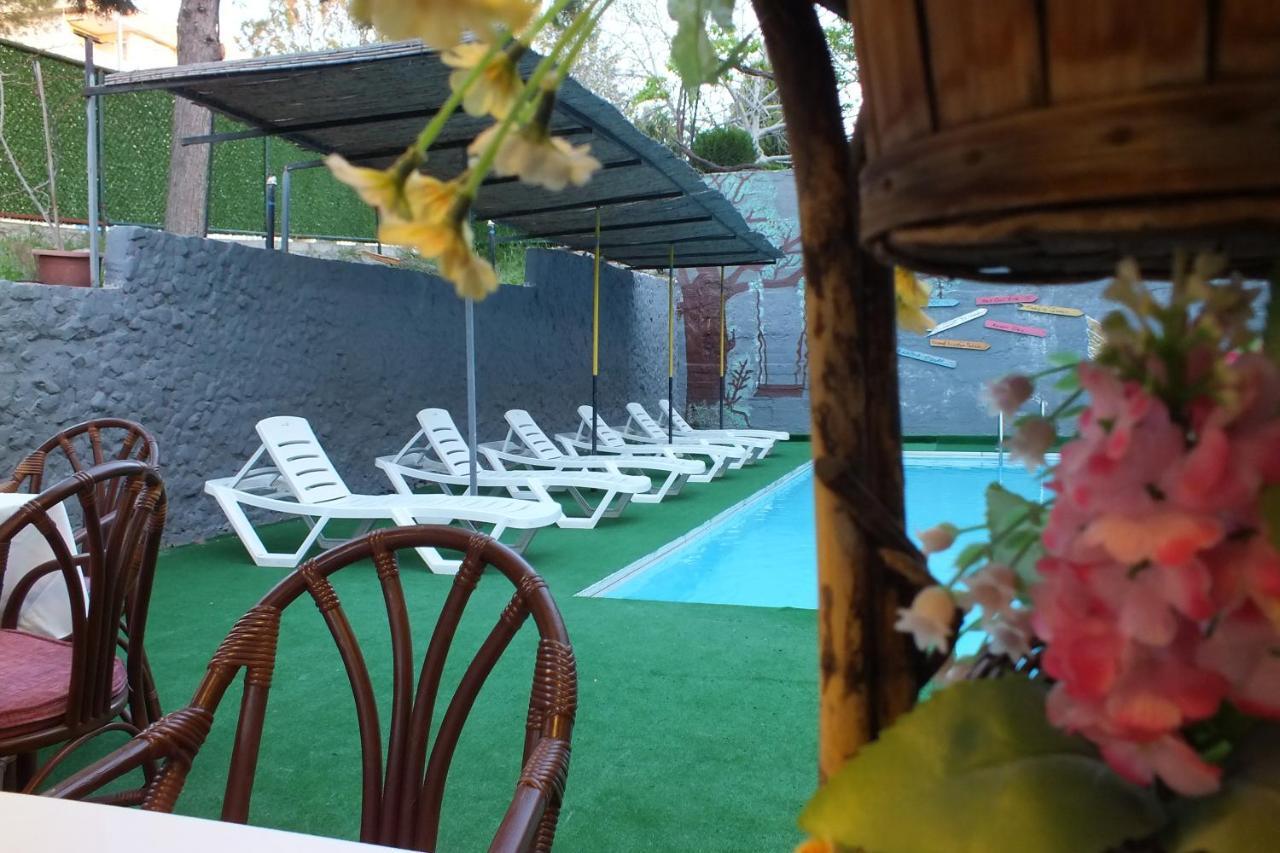 Avalon Otel