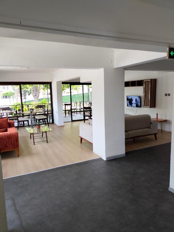 Avalon Otel Kuşadası